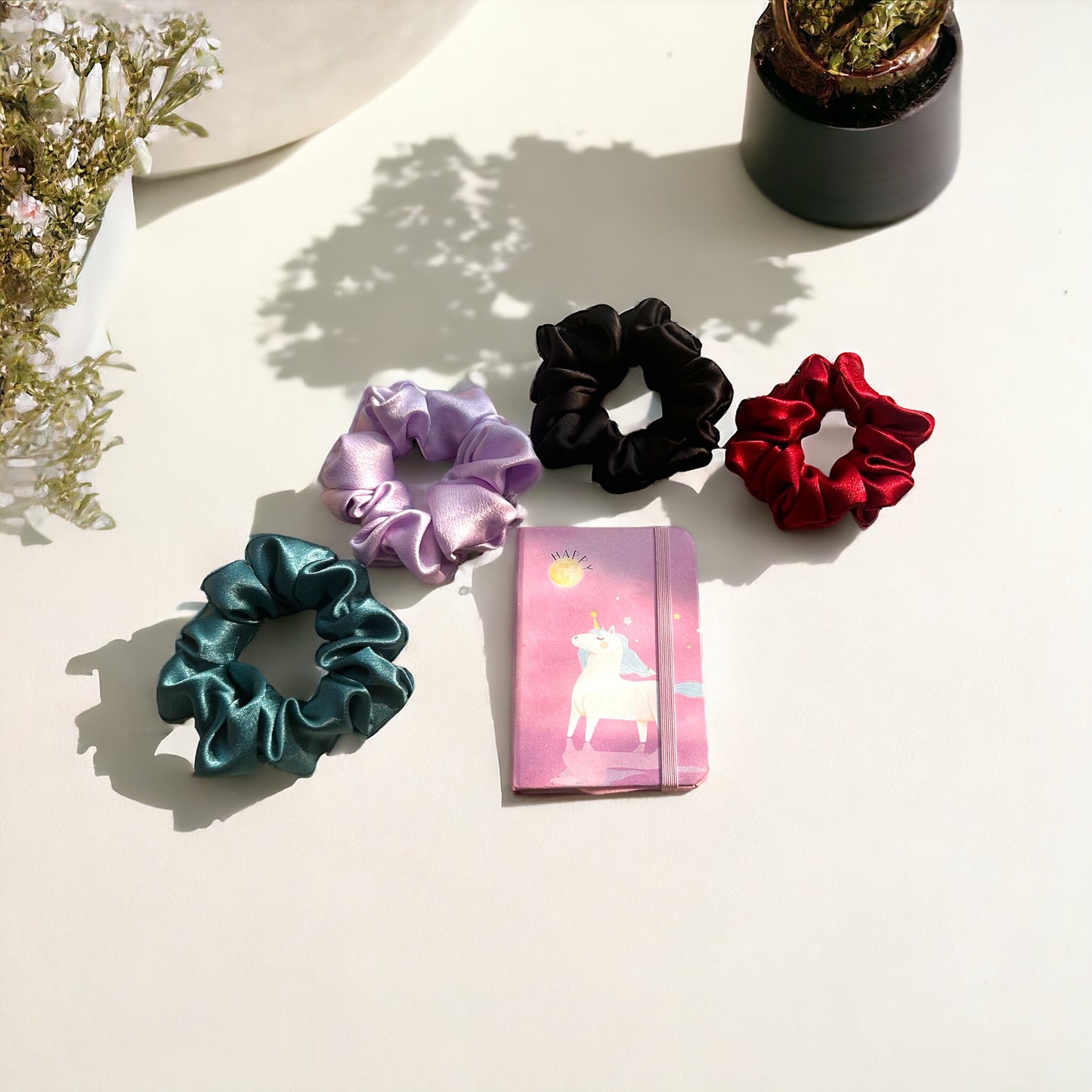 "4-Pack Mini Scrunchie Gift Set with Notepad – Cute Hair Accessories & Stationery Combo for Girls"